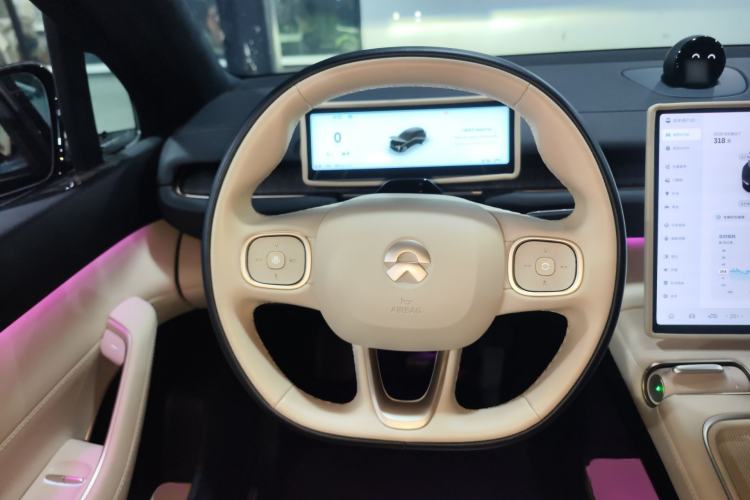 Used Nio ES6 2024 75 kWh
