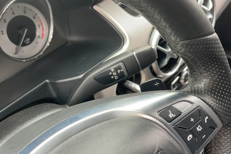 Used Mercedes-Benz GLK-Class 2015 GLK 260 4MATIC Dynamic Edition Ultimate Version