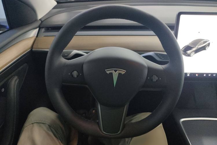 Used Tesla Model Y 2021 Standard Range Rear-Wheel Drive Version