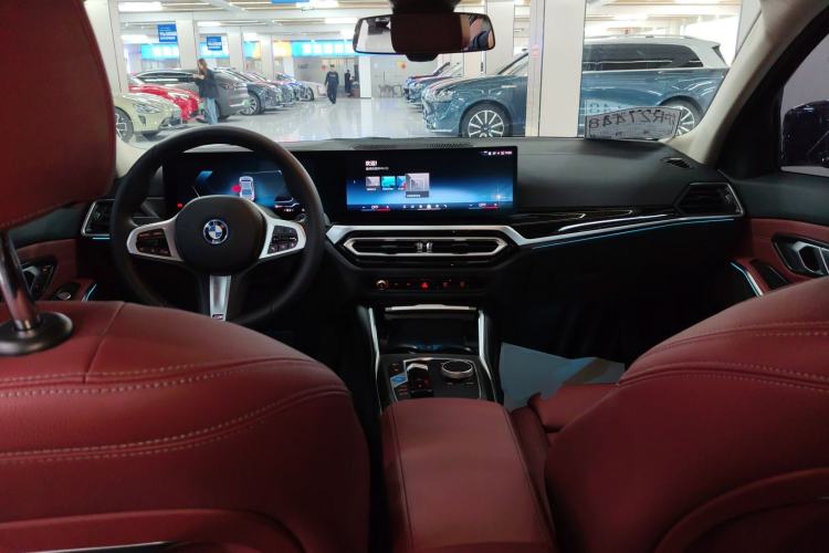 Used BMW i3 2024 eDrive 40 L Midnight Edition
