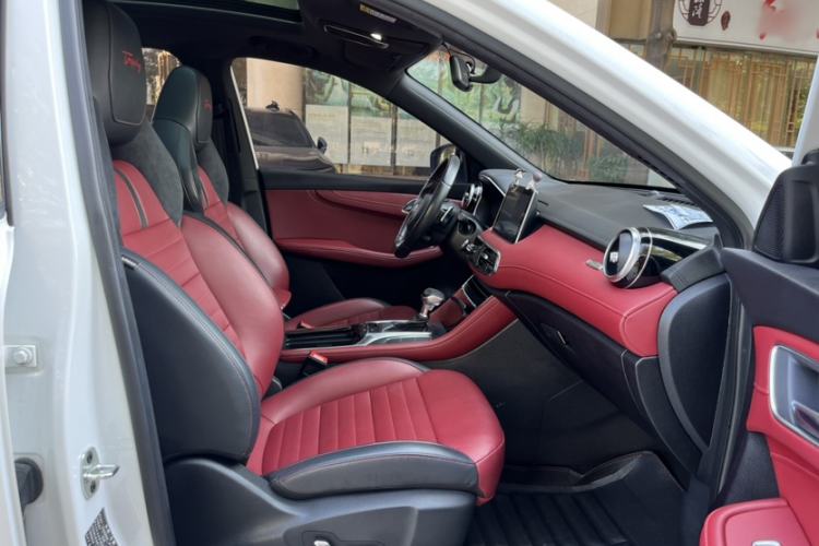 Used MG HS 2019 20T Automatic Two-Wheel Drive Trophy Super Sport Version China VI Standard Interior 4