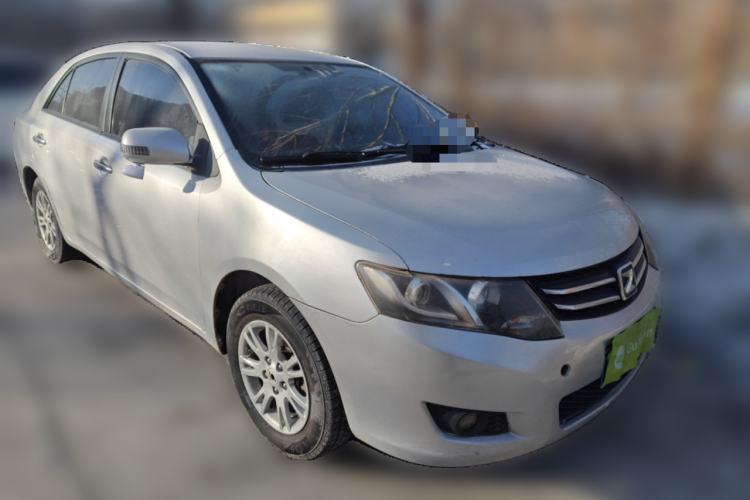 Used Zotye Z300 2014 1.5L Urban Edition Manual Luxury Model Front Right 45 Deg