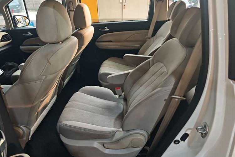 Used GAC Trumpchi M6 2021 270T DCT Elite Edition (7-seater) Left Rear Seat