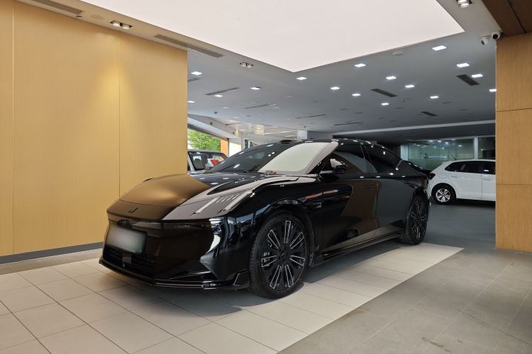 Used Lynk & Co 10 EM-P 2025 Model 240 Four-Wheel Drive Ultra