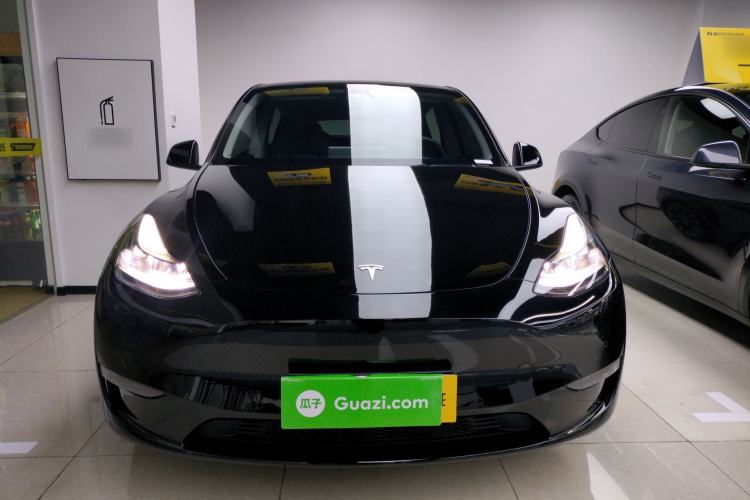 Used Tesla Model Y 2023 High-Performance All-Wheel-Drive Version