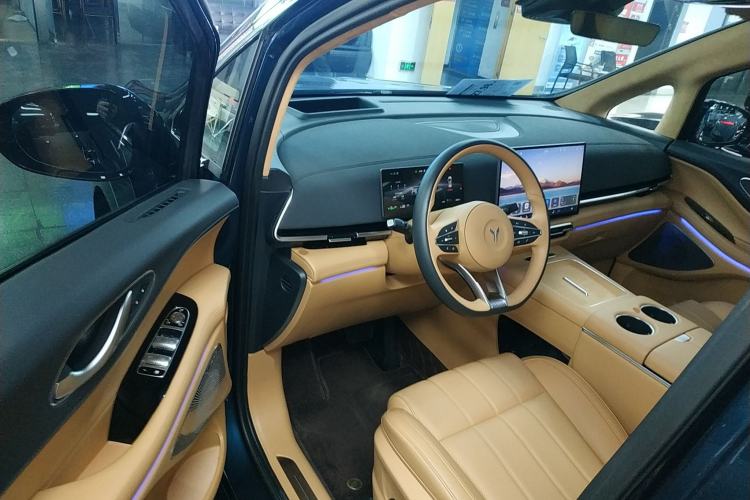 Used VOYAH Dream 2025 PHEV Four-Wheel Drive Prestige Qiankun Edition