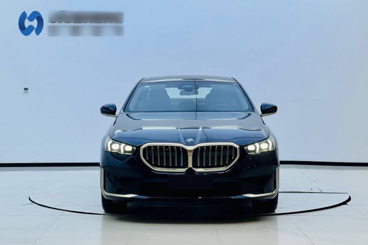 Used BMW 5 Series 2024 525Li Luxury Package