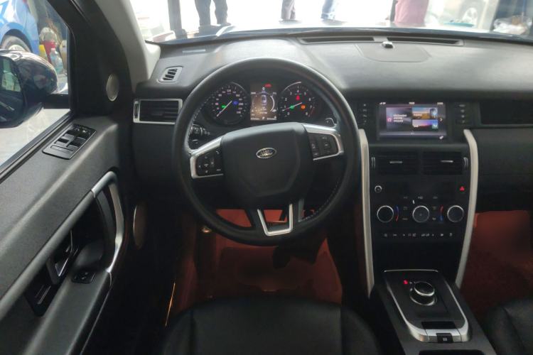 Used Land Rover Discovery Sport 2018 240 PS SE Version
