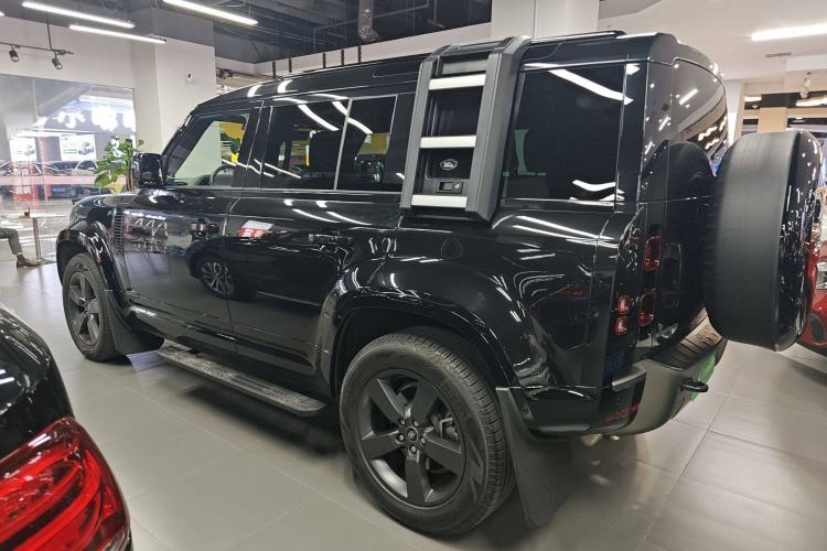 Used Land Rover Defender 2024 110 3.0T P400 X-DYNAMIC HSE
