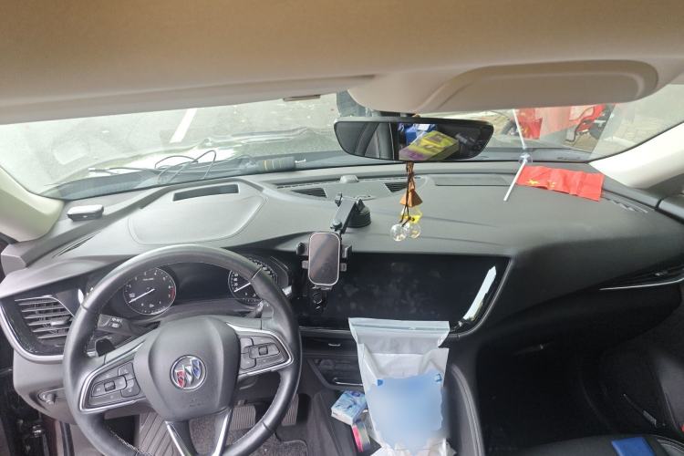 Used Buick Envision 2020 Encore S 652T All-Wheel-Drive Avenir Center Console