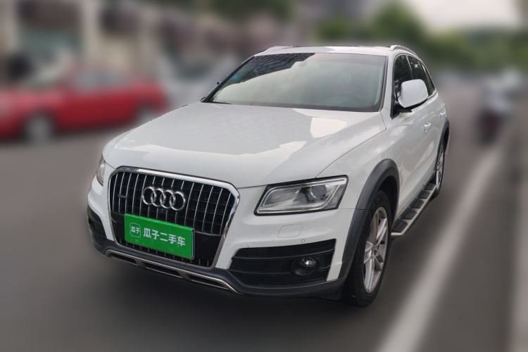 Used Audi Q5 2017 Plus 40 TFSI Technology Model