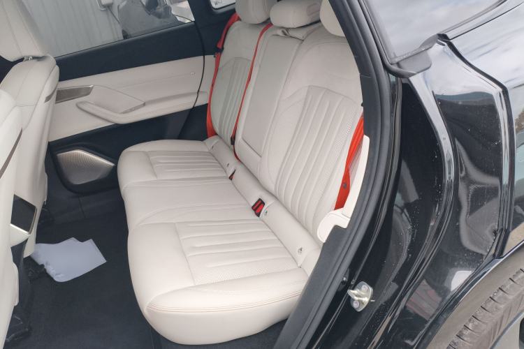 Used ONVO L60 2024 60 kWh Rear-Drive Version
