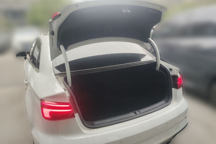 Used Audi A3 2020 Limousine 35 TFSI Fashion Edition China VI Emission Standard Trunk