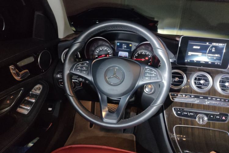 Used Mercedes-Benz C-Class 2015 Facelift C 200 L