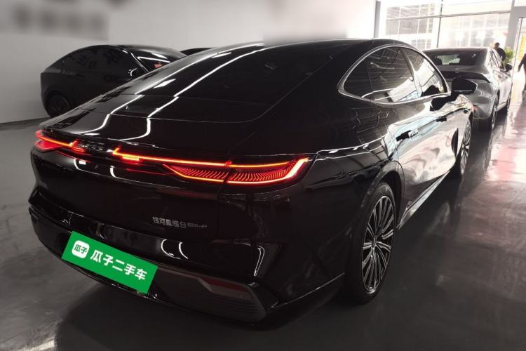 Used Geely Galaxy 8 2025 130km EM-P Starship Edition Rear Right 45 Deg