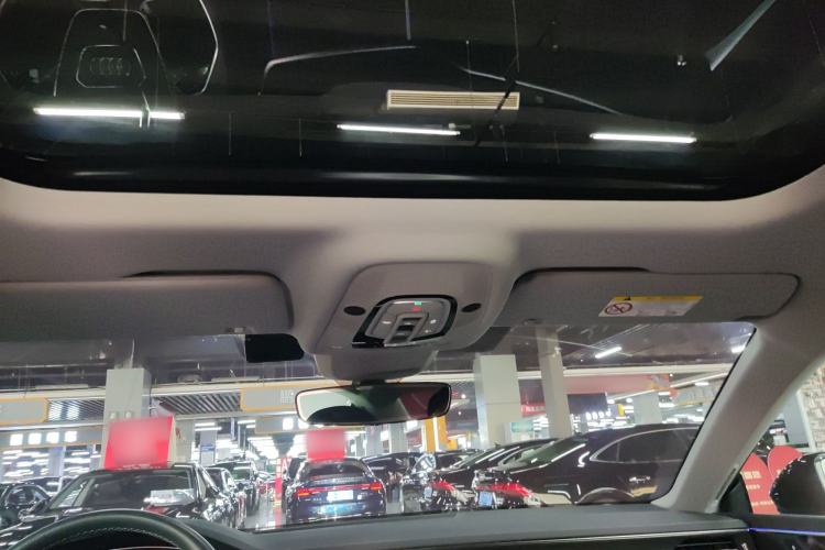 Used Audi A7L 2024 45TFSI S-line Dream-Building Edition Flow Crystal Package