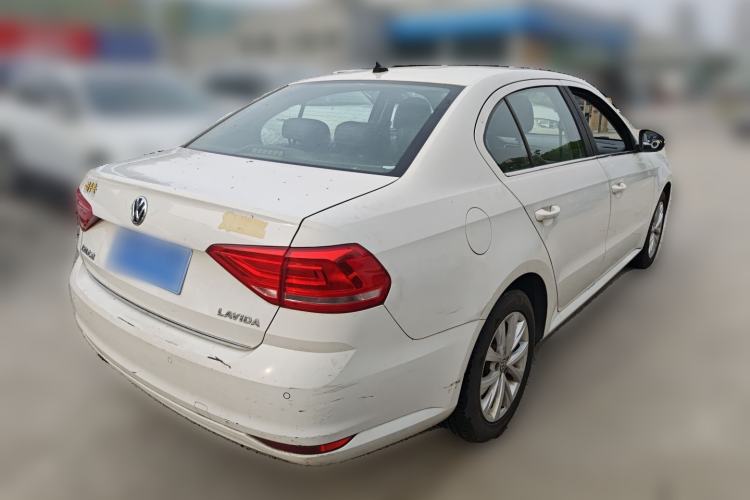 Used Volkswagen Lavida 2015 1.6L Automatic Comfort Edition Rear Right 45 Deg