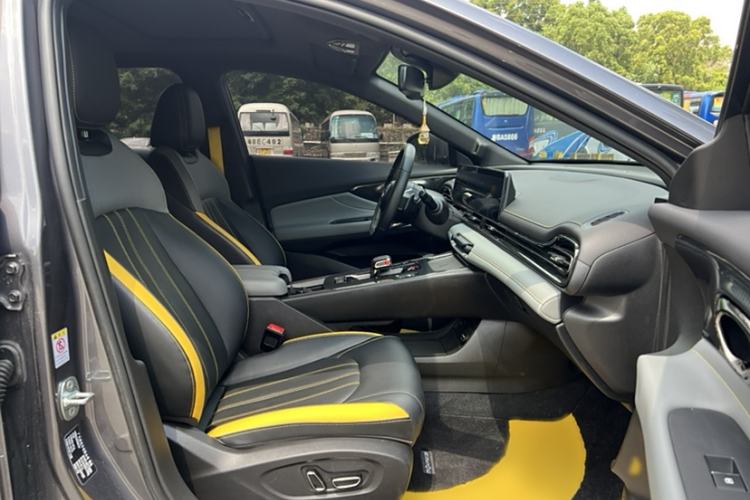 Used GAC Trumpchi EMPOW 2021 270T DCT J16 Version