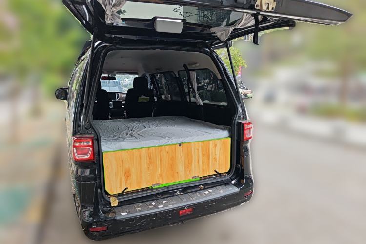 Used FORTHING Lingzhi 2019 M5L 1.6L 7-Seater Base Model China VI Standard
