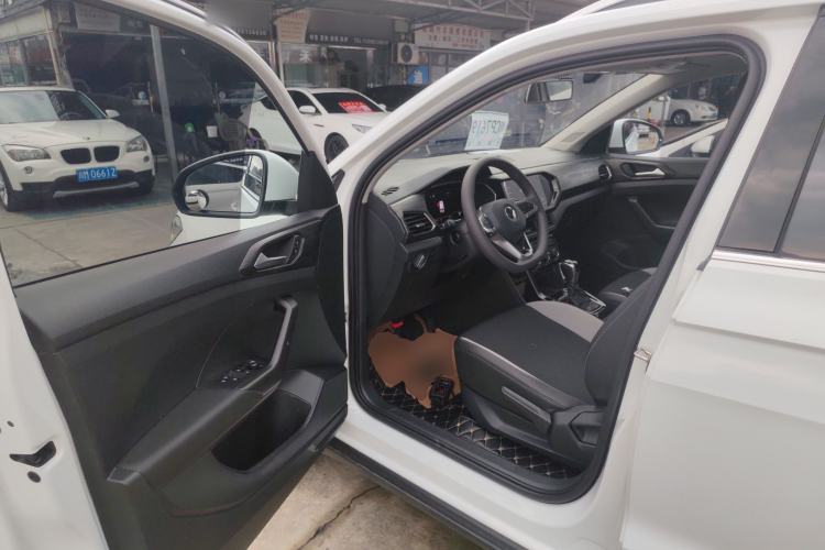 Used Volkswagen Tacqua 2020 1.5L Automatic Yue Driver Seat