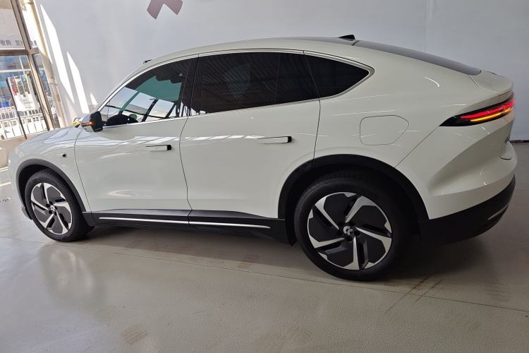 Used Nio EC6 2024 75 kWh
