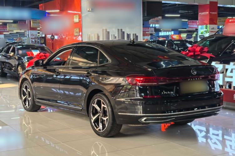 Used Volkswagen Passat 2025 Outstanding Model 380TSI Starry Dragon Edition
