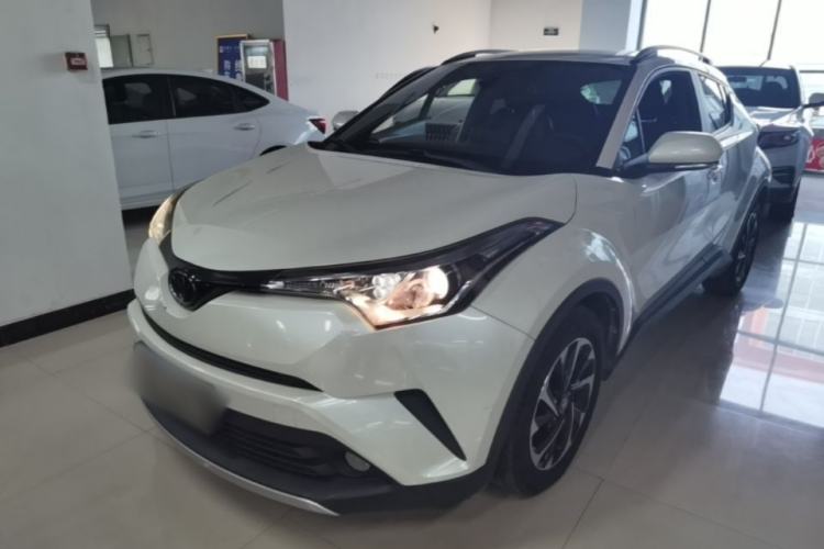 Used Toyota IZOA 2018 2.0L Yichi Edition China V Standard