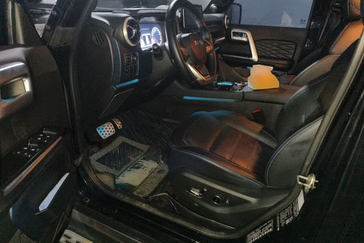 Used BAIC Off-Road BJ40 2020 2.0T Automatic Four-Wheel Drive Urban Hunter Edition Chivalrous Type Driver Seat