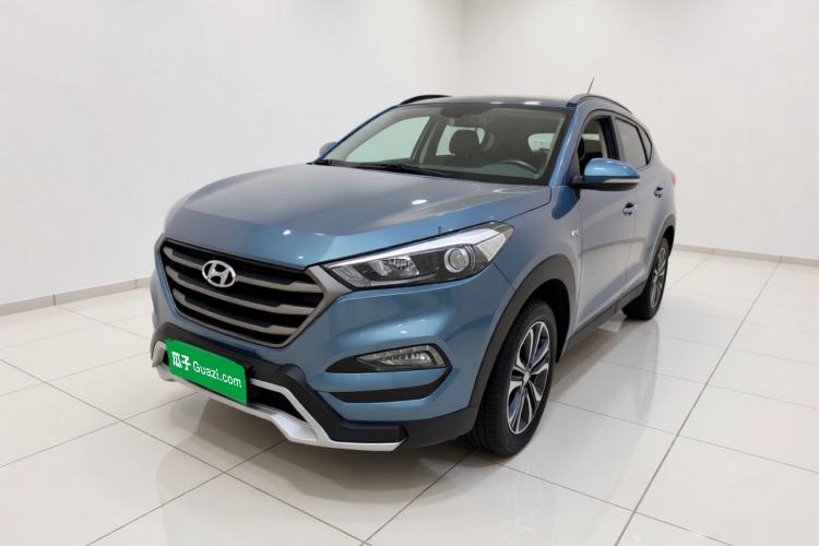 Used Hyundai Tucson 2015 1.6T Dual-Clutch Two-Wheel-Drive Leading Model Guazi used car, China used car export, Used car for sale, Used  cars, Cheapest cars for sale