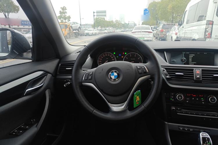 Used BMW X1 2015 sDrive18i Leading Edition