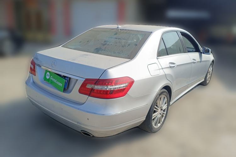 Used Mercedes-Benz E-Class 2009 E 300 Elegant Model
