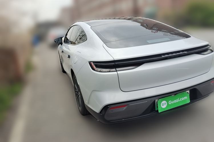 Used Geely Galaxy Galaxy 8 2025 130km EM-i Deluxe Edition