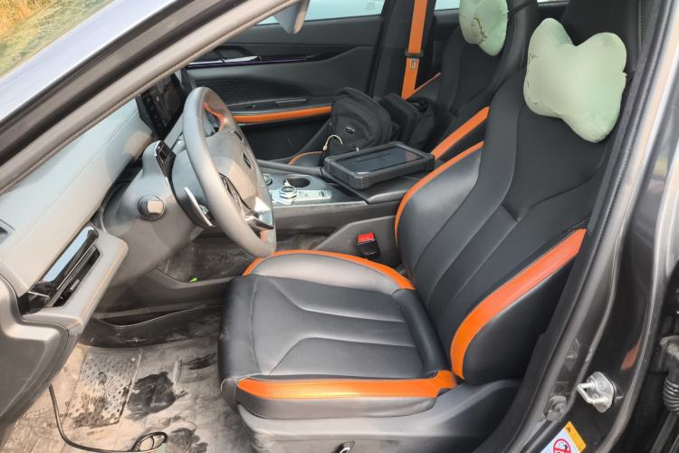 Used Changan UNI-V 2023 1.5T Prestige Model
