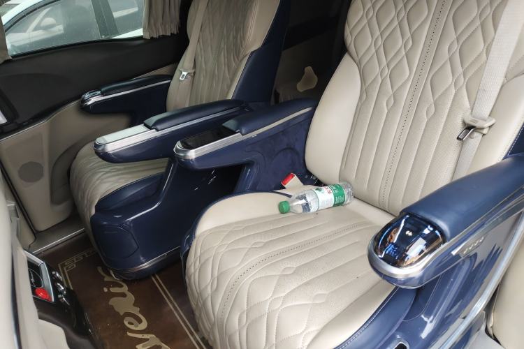 Used Buick GL8 2011 2.4L CT Luxury Business Comfort Edition