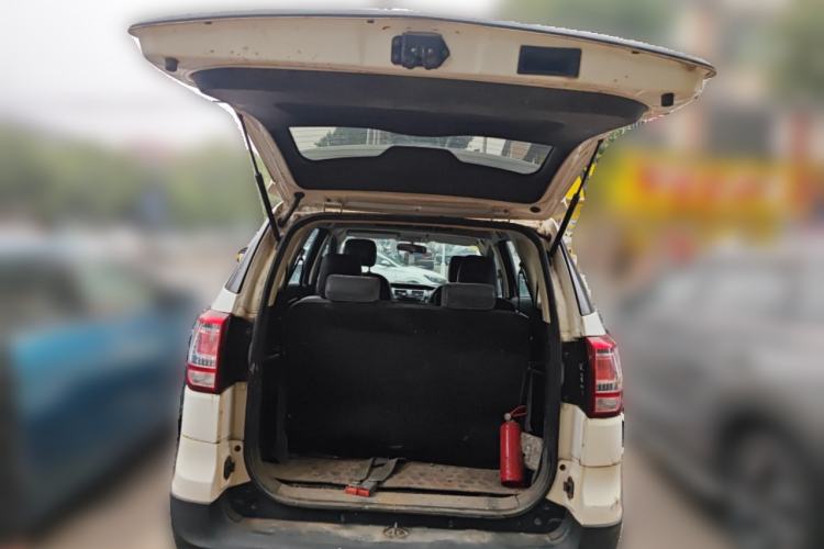 Used HYOSOW S3 2016 1.5L Manual Luxury Edition China IV Emission Standard
