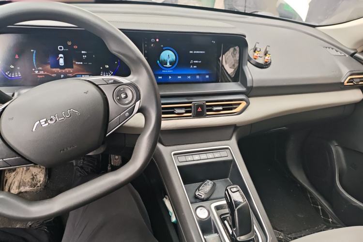 Used Dongfeng Aeolus E70 2023 PRO Smart Drive Edition Center Console