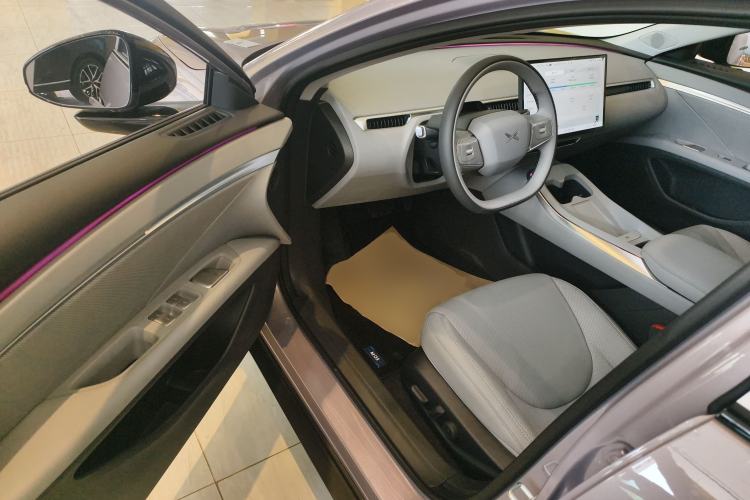 Used XPeng MONA M03 2025 600 with Ultra-Long Range Max Driver Seat