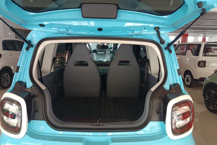 Used Bestune Pony 2025 222km Range Agile Horse Trunk