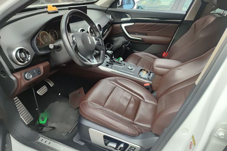 Used Wey VV7 2017 2.0T Ultra-Luxury Version
