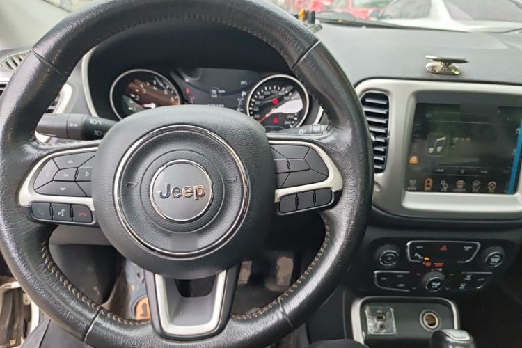 Used Jeep Compass 2017 200T Automatic Family Edition