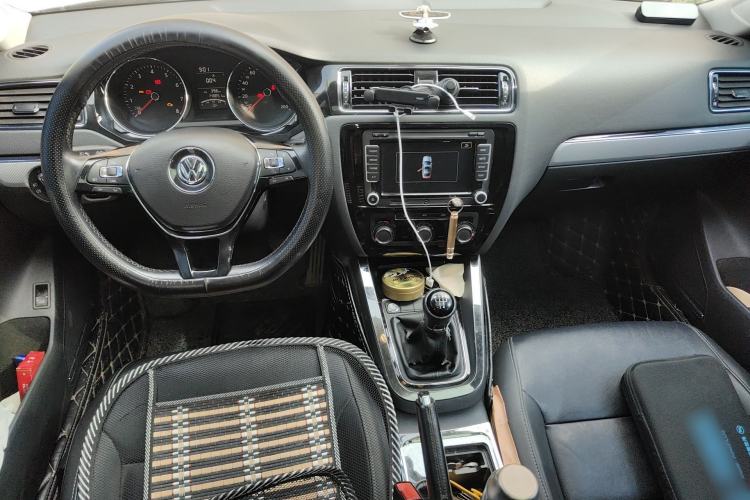 Used Volkswagen Sagitar 2017 1.6L Manual Comfort Model
