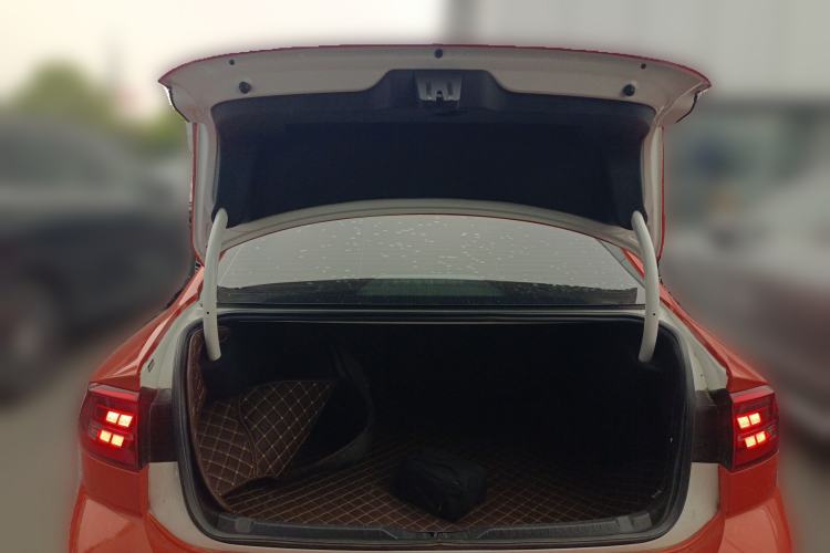 Used Volkswagen Lamando 2021 230TSI DSG Fashion Edition Trunk