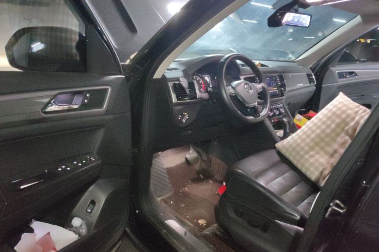 Used Volkswagen Teramont 2017 330TSI Two-Wheel-Drive Luxury Edition
