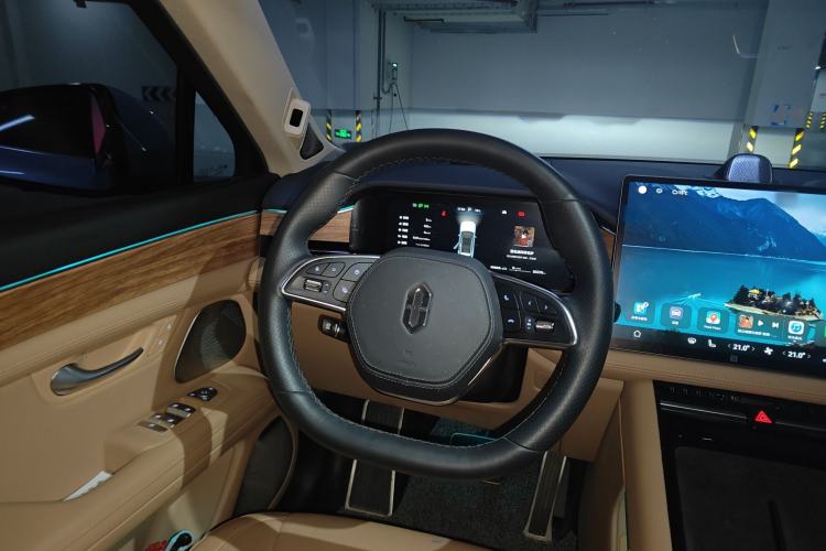 Used Hima AITO M5 2023 Extended-Range Rear-Drive Standard Version Steering Wheel