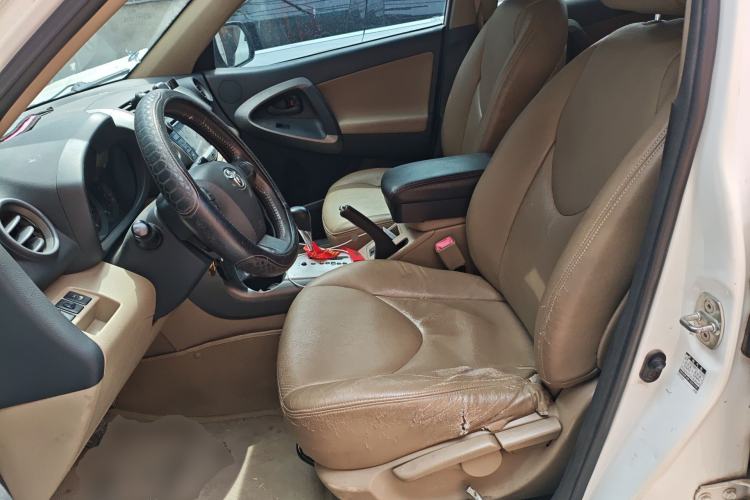 Used Toyota RAV4 2013 Special Edition 2.0L Automatic Classic