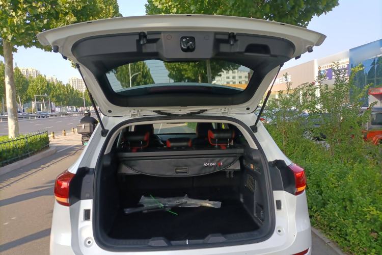 Used Haval H4 2018 Red-Label 1.5 GDIT DCT Fashion Edition