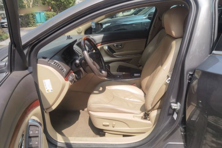 Used Roewe 950 2012 2.4L Luxury Edition
