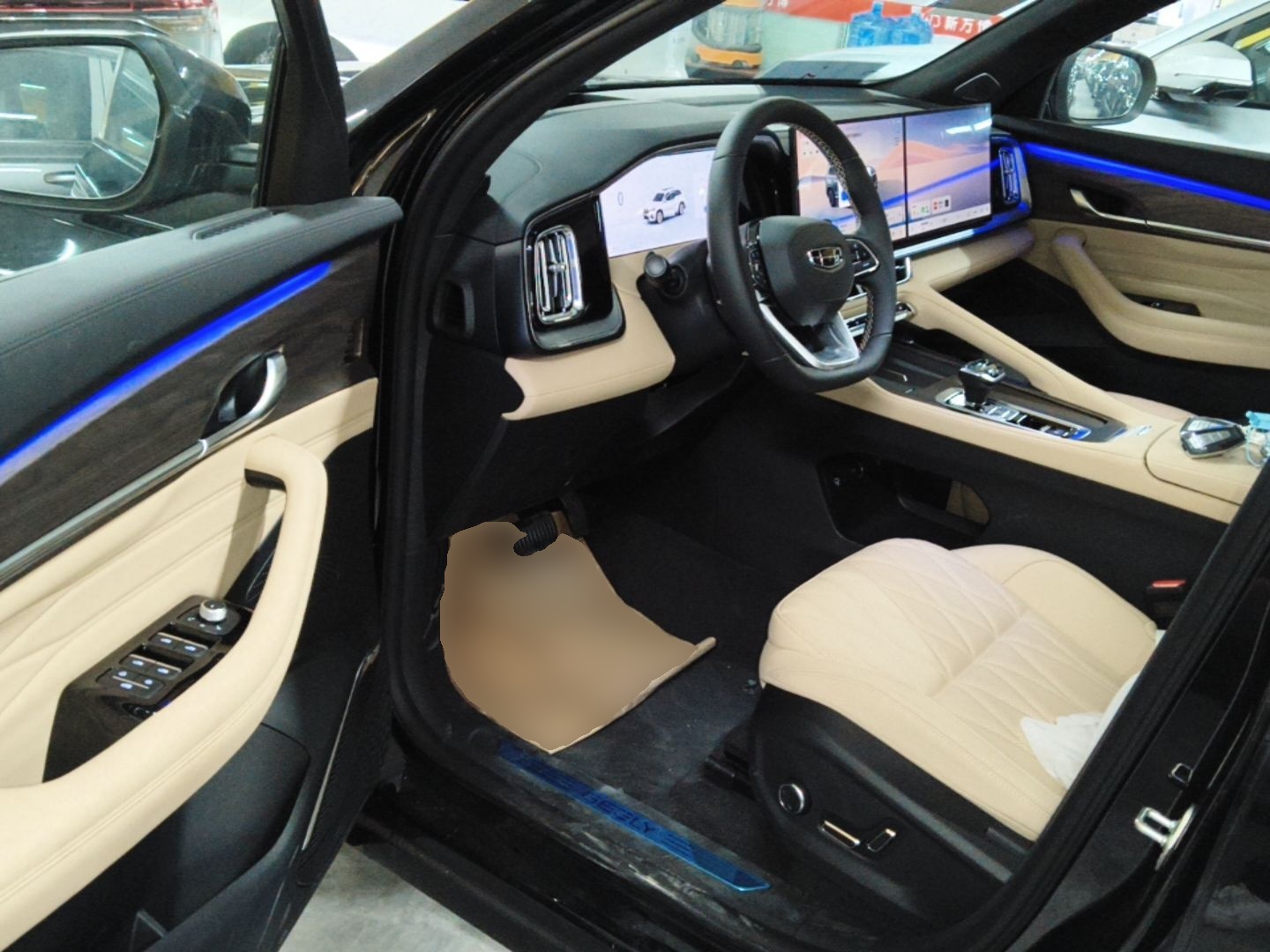 Geely Auto Monjaro L 2026 Model Oriental Yao 2.0TD Automatic Lanxing Edition — снимка 18