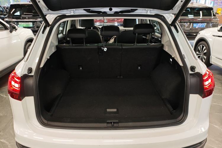 Used Volkswagen Tayron 2020 380TSI Four-Wheel Drive Luxury Connect Pro Edition Trunk