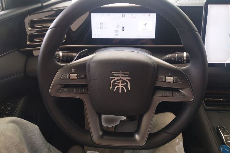 Used BYD Qin L 2025 DM-i Smart Drive 120KM Superior Model
